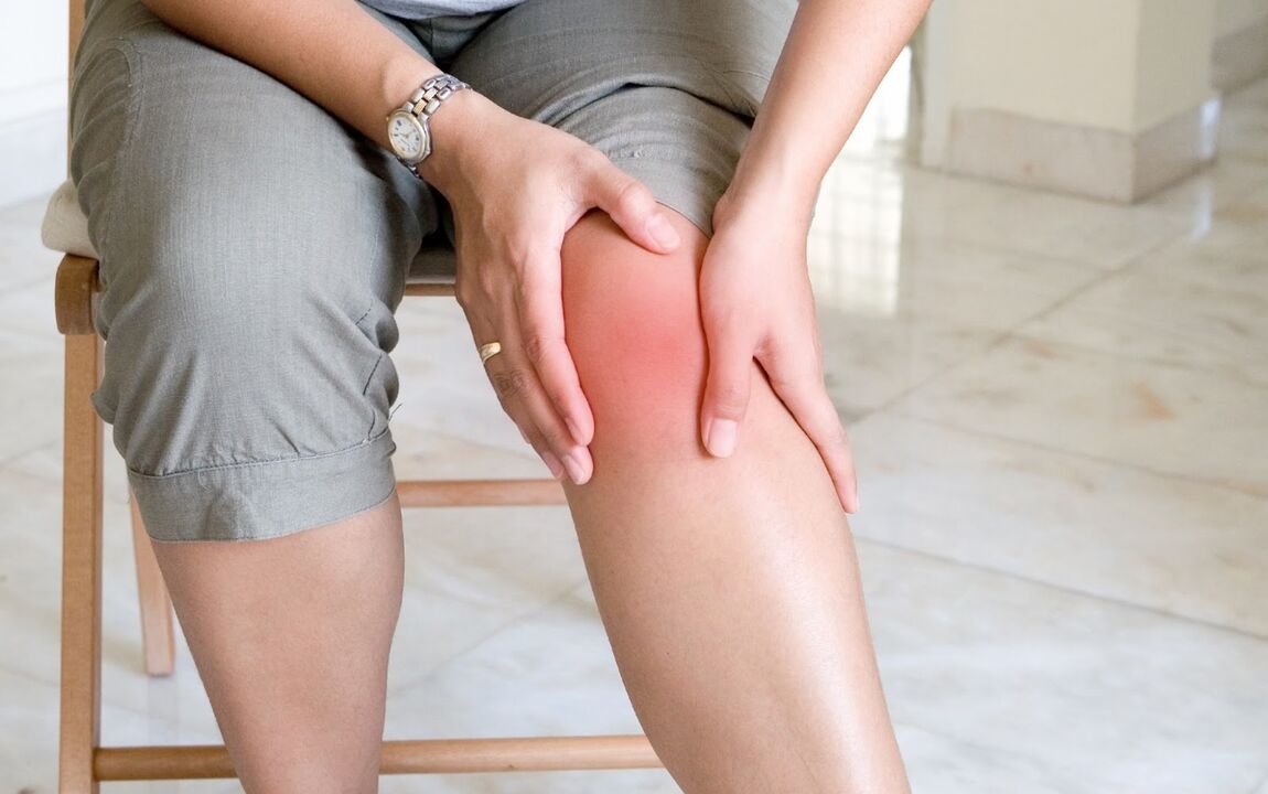 Entzündung mit Rötung im Kniegelenk – ein Zeichen von Arthritis
